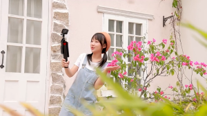 【Shipping From Malaysia】Extendable Selfie Stick Phone Tripod with Wireless Remote and 2 Lights Tripod Stand 手机支架