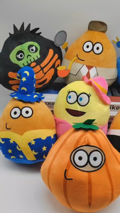 Gấu bông chủ đề POU hóa trang mới nhất 2024