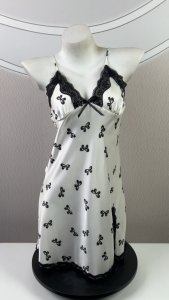 SATIN FABRIC ชุดนอนพิทูเนีย เซ็ตชุดนอน ชุดนอนลายดอก 🌸 มีไซต์ใหญ่ M-5XL เนื้อผ้าดี D-003