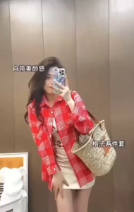 Đầm dây đeo cho nữ phong cách Hàn Quốc in chữ màu sắc tương phản thời trang đa năng gợi cảm mỏng không tay