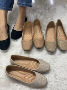 222-2 หุ้มส้น พื้นนุ่มมาก หัวตัด หนังPUนิวบัค หน้าเพชร  FAIRY