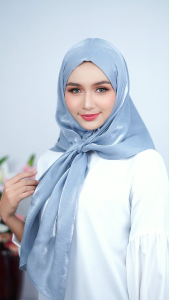 ผ้าคลุมฮิญาบแบบสวม LENA SHIMMER HIJAB นำเข้าจากต่างประเทศ HL94 รุสมีนีมุสลิม