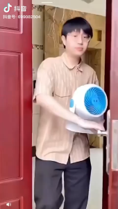 KIPAS ANGIN MINI/FAN VIRAL/KIPAS ANGIN 8 INCH/KIPAS ANGIN 3 KECEPATAN colokan listrik