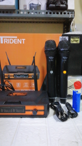 Trident TR-79 UHF Wireless Microphone System & DC 5V Charging