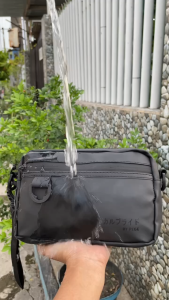 Tas Selempang Pria 2in1 PEGE Streck Slingbag Pouch Hitam Casual Waterproof - PG 9059