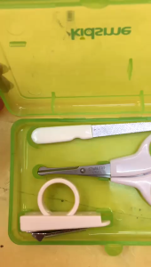 Kidsme Baby Manicure Box Set Gunting Kuku Bayi Anak Dengan Tempat Wadah