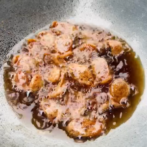 กุนเชียงหมู  กุนเชียงหมูเกรดพรีเมี่ยม อาหารแห้ง (หั่นชิ้น)  ของกินราคาถูก