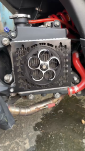 COVER RADIATOR SPINNER CNC NMAX NEW & OLD / AEROX 155 / LEXI 125 & 155 2024 2023 2022 2021 2020 2019 2018 2017 2016 FAN