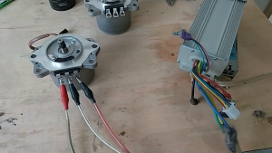 Combo motor 12v 24V 500w bldc không chổi than brushless + điều tốc 30A