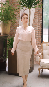 Áo sơ mi khuyết dây thiết kế cao cấp nhà Laeem LA1D24015 chát liệu tơ crep hồng