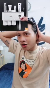 Bộ Nhả Kem đánh Răng 4 Cốc Giá Tốt bộ nhả kem đánh răng ecoco giá tốt Kệ nhả kem 4 cốc cắm bàn chải dán tường đa năng Ecoco Bộ nhả kem đánh răng kèm 4 cốc cao cấp Ecoco