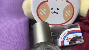 Paket Kado Wanita Hijab / Parsel Hijab Cewek / Hampers Ulang Tahun Isi Boneka Parfum Hijab Murah