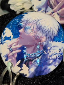 Jujutsu Kaisen reflective double flash badge Satoru Gojo Homo badge brooch Tinplate goods Itabag decoration A gift for a friend