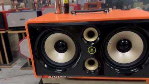 Loa Bluetooth 5.0 Đa Chức Năng 6 Đường Tiếng 2 Bass/Trung/Treble Siêu Trầm Tốc Độ Cao Bảo Hành 12 Tháng 2 Micro Không Dây - Màu Đỏ