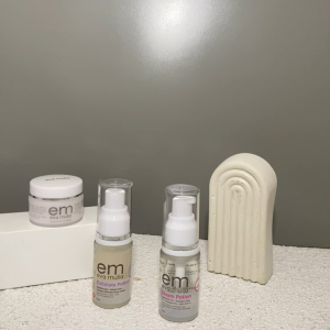 Eva Mulia Night Glow Booster - Rangkaian Skincare di Malam Hari Untuk Exfoliasi dan Mencerahkan Kulit Wajah