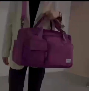 กระเป๋าเดินทาง วามจุขนาดใหญ่ แฟชั่น กระเป๋าฟิตเนส เนื้อผ้ากันน้ำ เหมาะสำหรับการเดินทาง