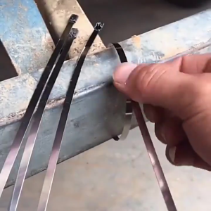 100PCS Kabel Ties Stainless 4.6MM*300m Panjang