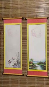 Bán lẻ giấy viết thư pháp liễng viết thư pháp chỉ bán giấy không bán nẹp treo 2 đầu. Giá bán là 1 tờ