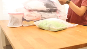 Mesh Laundry Bags for Delicates with Non Rust Zipper Laundry Bags Mesh Wash Bags Easy Fit Bra SockLingerieSneakerBaby Laundry for Washing Machine Travel Storage