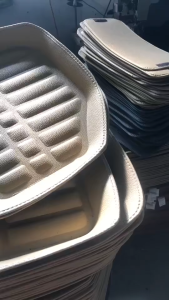 🔥1 ชุด มี 5 ชิ้น🔥 พรมปูพื้นรถยนต์ PUพรมปูพื้นรถ ชุดถาดรองพื้นรถ พรมหนังปูพื้นรถยนต์ ถาดรองพื้นรถยนต์ ขนาดฟรีไซส์ สำหรับรถกระบะ และ รถเก๋ง【ส่งจากไทย-COD】