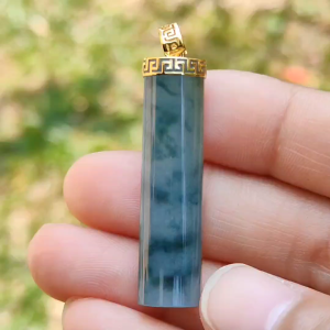 Dark Bluish Green Natural Type A Jadeite Jade crafter with a shape of Cylinder set with 18k gold clasp as Pendant certificate included weigh 6.49 grams measurement 37.6 * 9.6 * 6.3 mm (18kp28)