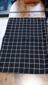 Sarung Bantal Guling Multifungsi Resleting 50cm Obras Kain Katun Impor Motif Kotak dari Momiku