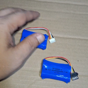 BATRE BATERAI MAINAN RC MAINAN ANAK Li-ion 14500 7.4V 4000mAh SOKET 4 PIN
