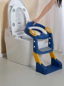 ที่รองชักโครกเด็ก 3in1 เบาะนิ่มPVC บันไดชักโครกเด็ก มีบันไดปีนขึ้นและพักเท้าได้ กระโถนเด็ก