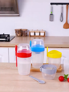 IFS ถ้วยสลัดโยเกิร์ต ข้าวโอ๊ต ผลไม้ อาหารเช้า พร้อมฝาปิด และช้อน สองชั้น กล่องเบนโตะ ฟิตเนส ลดไขมัน เรียวชาม