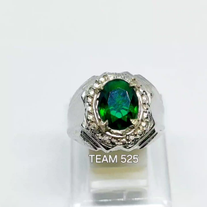 Cincin batu akik emerald green zamrud cutting dim 10x8 mm sintetic