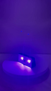 โคมไฟติดผนังสี RGB พลังงานแสงอาทิตย์กลางแจ้ง ไฟรั้วปรับสีได้ บรรยากาศแสง ไฟสวน ไฟตกแต่ง แสงสว่างสูง แสงสว่างที่ยาวนาน