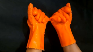 Peeled Potato Gloves Kitchen Vegetables Scraping Fish Scale Cleaning Gloves Non-slip Silicone Gloves Kitchen Tool Access