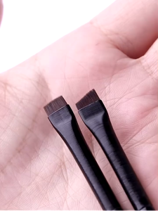 MEI แปรงเขียนคิ้ว เขียนอายไลเนอร์ แบบบางพิเศษ