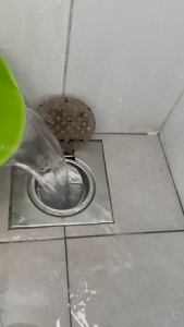 Heavy Duty Stainless Steel Auto Trap ( Attached to Floor Grating 6" x 6" ) Anti Cockroach & Odorous