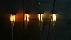 Lampu Hias Taman LED Bambu Tenaga Surya Outdoor / Lampu Obor Tancap Taman Dekorasi Luar Ruangan