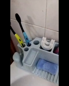 Rak Berus Gigi Toothbrush Holder Toothpaste Holder Bekas Letak Ubat Gigi Kotak Berus Gigi Basin Bilik Mandi Gosok Gigi