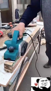 REAIM Mesin Serut Kayu Planer 900W Electric Planner Cocok untuk memoles dan memotong kayu