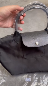 TAS SELEMPANG WANITA LC ENERGY WARNA HITAM SIZE SMALL