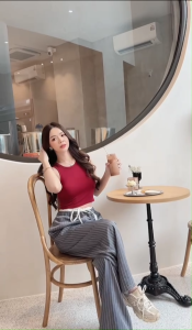 ชุดเซ็ทขายาว 2 ชิ้น กางเกงขอบลูกไม้งานตัวดัง เซ็ทขายาวสาวอวบเสื้อกล้าม สตรีท ป้าย Sheeny.