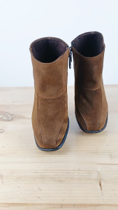 Sepatu Wanita Kulit Rasheda BC 02 Kasual Boot