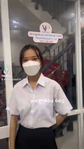 Áo Sơ Mi Trắng Nữ Basic Form Rông Tay Lỡ Có Túi Dáng Suông Style Học Sinh Sinh Viên Đi Học - Hình thật
