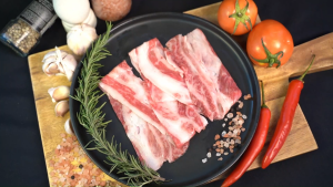 เนื้อสไลด์ชาบู คารูบิ เนื้อซี่โครงส่วนปลาย A5