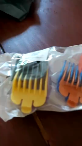 Kemei 8PCS Premium Hair Clipper Guide Combs Set - Multi-Size Multi-Color Durable Haircut Styling Clips for Professional Hair Cutting