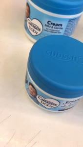 Krim Bayi Cussons 50Gr: Perawatan Kulit Bayi yang Lebih Baik