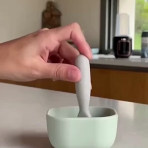 BEABA ช้อนหัดทานอาหาร Set of 2 Silicone Pre Spoons - Terracotta/Velvet Grey 