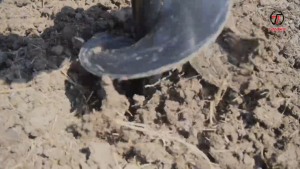 เครื่องเจาะดิน TAZAWA รุ่น TAZ-520  เครื่องยนต์ 2 จังหวะ