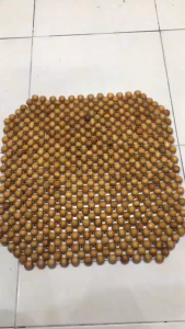 Đệm Lót Ghế Văn Phòng Hạt Gỗ Pơ Mu Cao Cấp - Kích Thước 45cm x45cm ( hình thật )