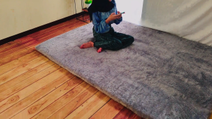 Karpet bulu rasfur ukuran 200X160X5CM isi bussa putih ukuran besar LP
