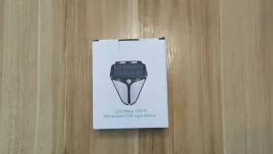 ไฟสัญญาณเตือนพร้อมเสียงแจ้งเตือน ไฟ LED ติดผนังหน้าบ้าน แสงไฟแดง-น้ำเงิน แสงไฟขาว มี2แบบ เซ็นเซอร์รัศมี 5 เมตร