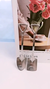 10 ชิ้น 304 ช้อนสแตนเลส / มัลติฟังก์ชั่อาหารผลไม้ช้อนแตงโม / ไอศครีมขนมช้อน / ตักซุปช้อน / สำหรับห้องครัวที่บ้านหรือร้านอาหาร